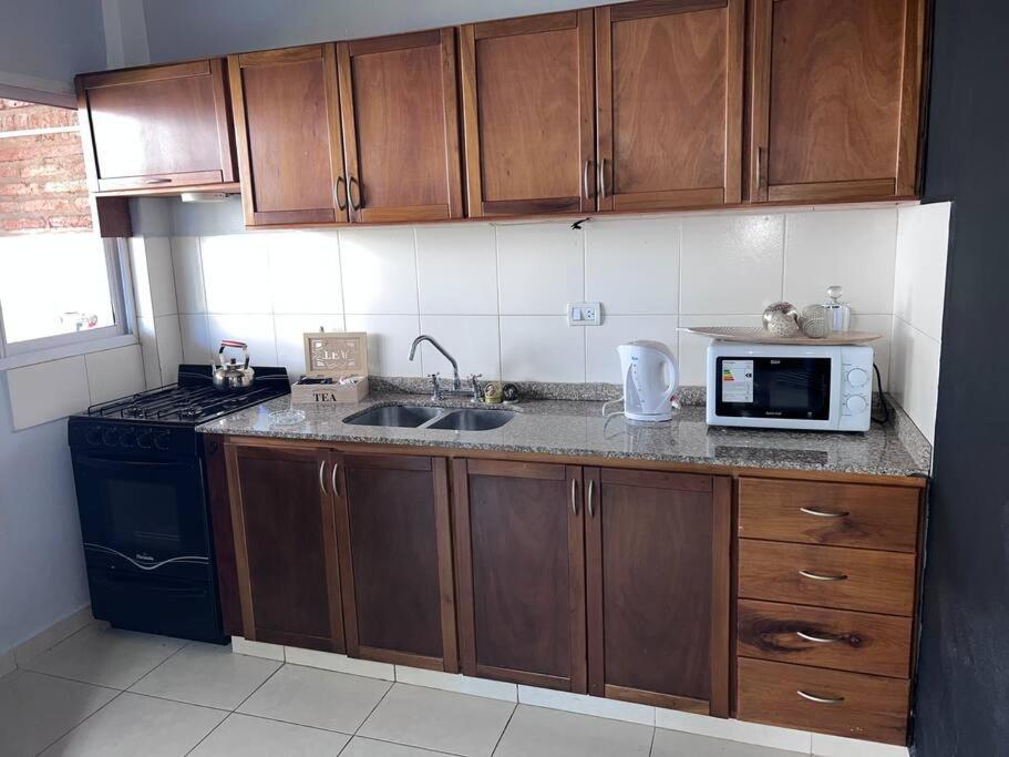 Hermoso Duplex En Barrio Cerrado Posadas Bagian luar foto