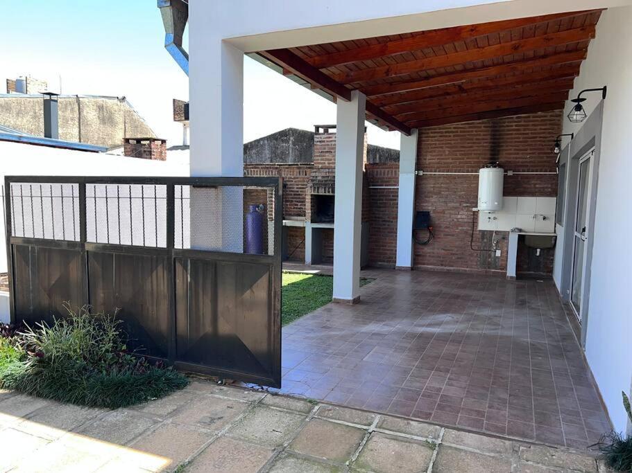 Hermoso Duplex En Barrio Cerrado Posadas Bagian luar foto